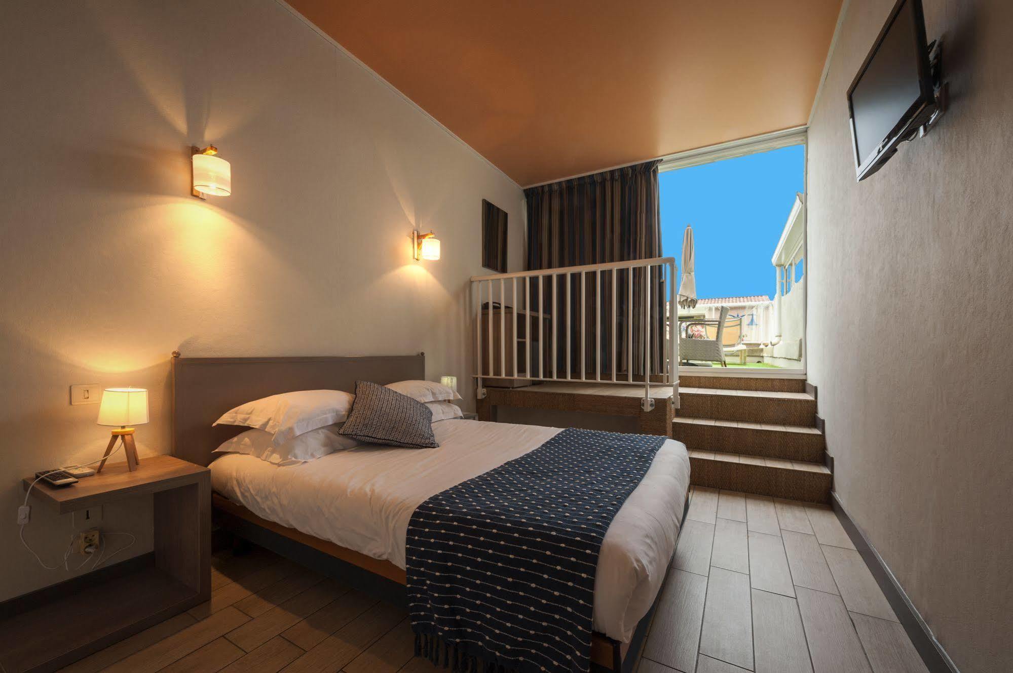 Auberge Kalliste - Eco Label Порто-Полло Экстерьер фото